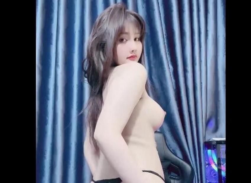 sex anime nam nam DVAJ-674_Đây thôn vĩ dạ XXX Chịch người yêu cũ nay đã là vợ trưởng thôn